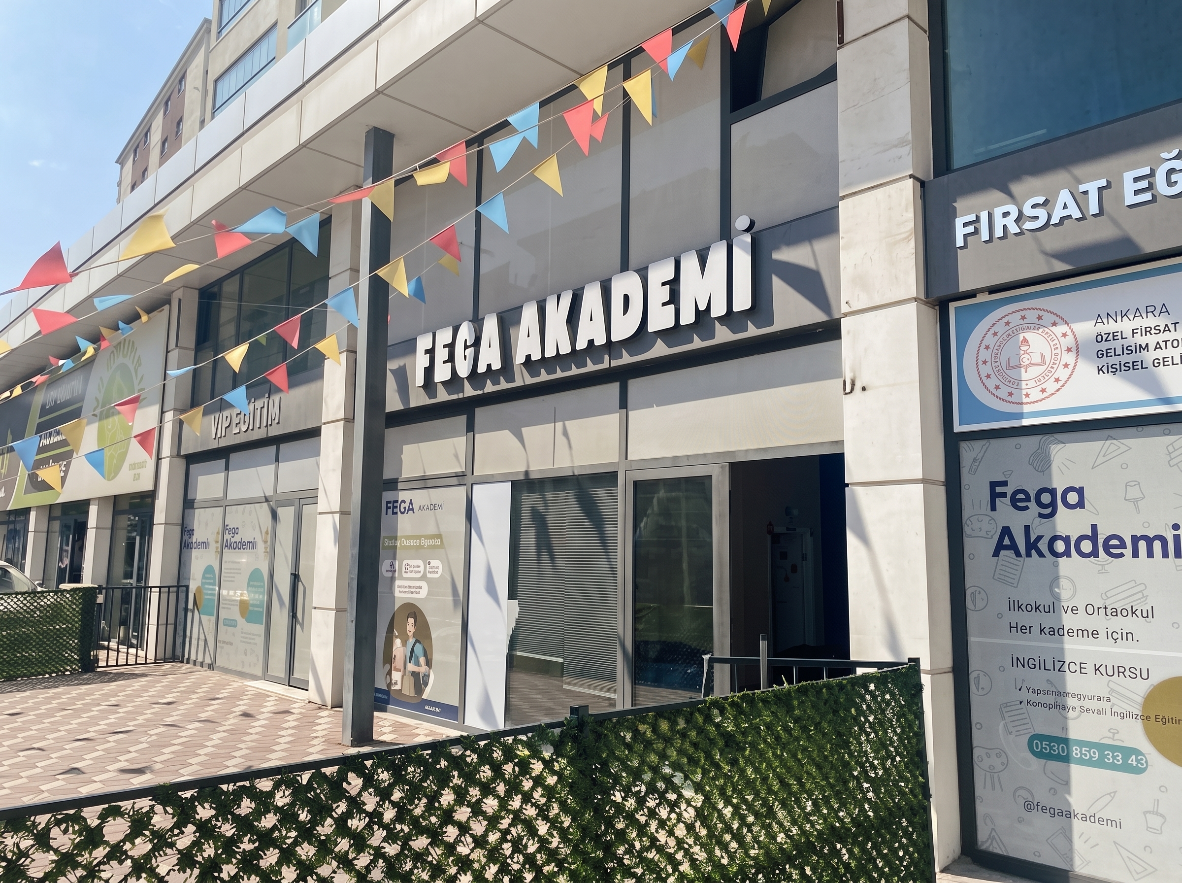 FEGA Akademi Dış Kapı